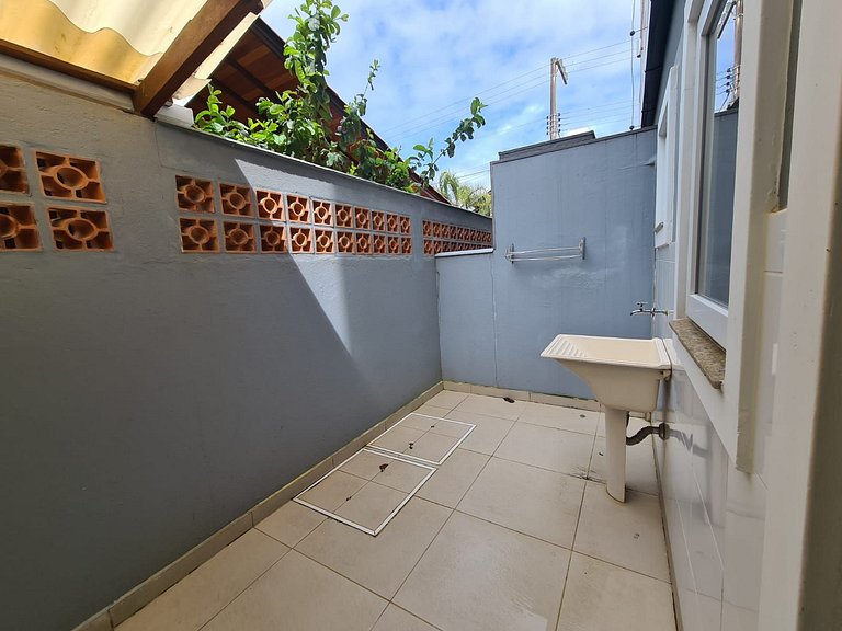 Ground Floor Apt Mariscal (4pax) 120m Beach w/ BBQ