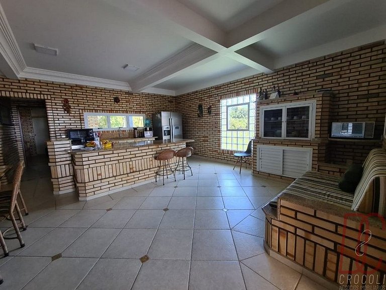 Casa da Pedra Centro (14pes) 4Suítes 5Vagas 250m