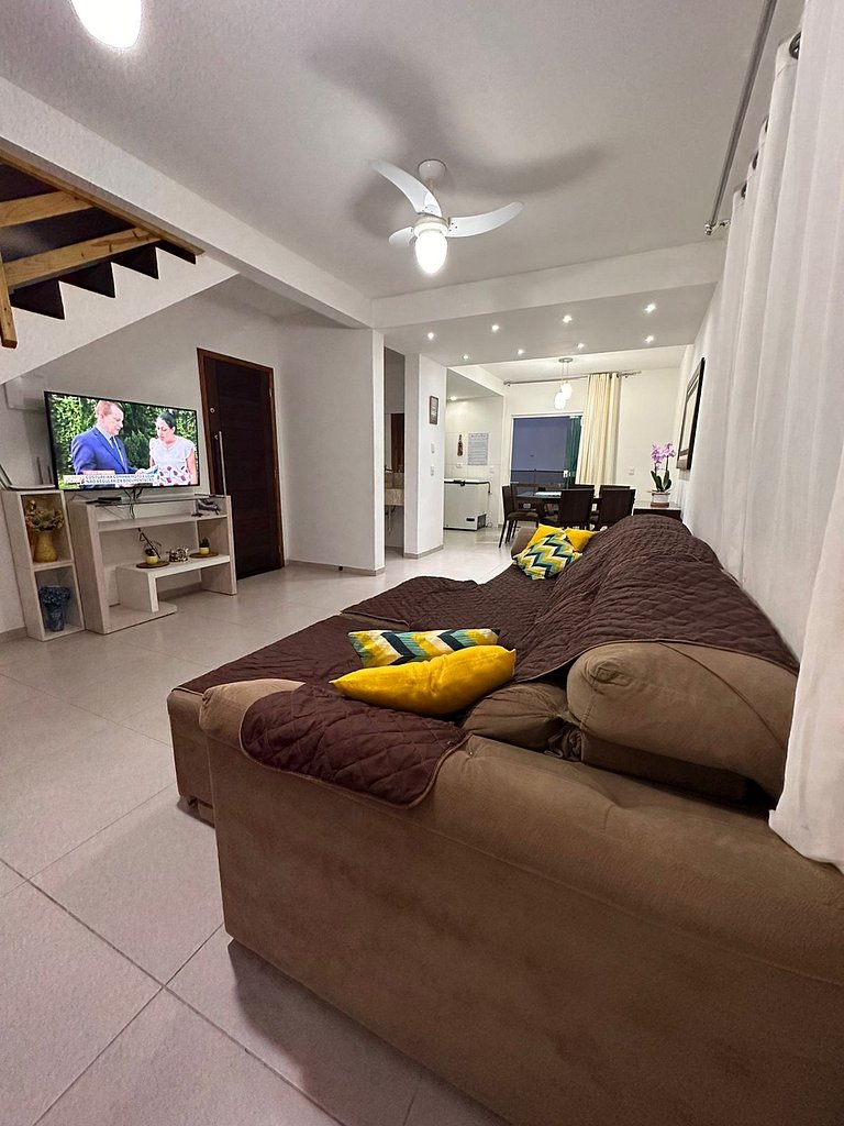 Casa c/ Piscina em Bombas (10pessoas)
