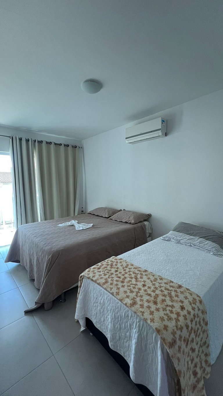 Casa Zé Amândio, com piscina - 10 Pessoas - Bombas