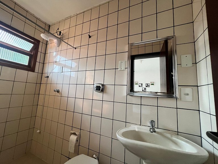 Apto 06 Rua Uirapuru - 6 pessoas - Bombas