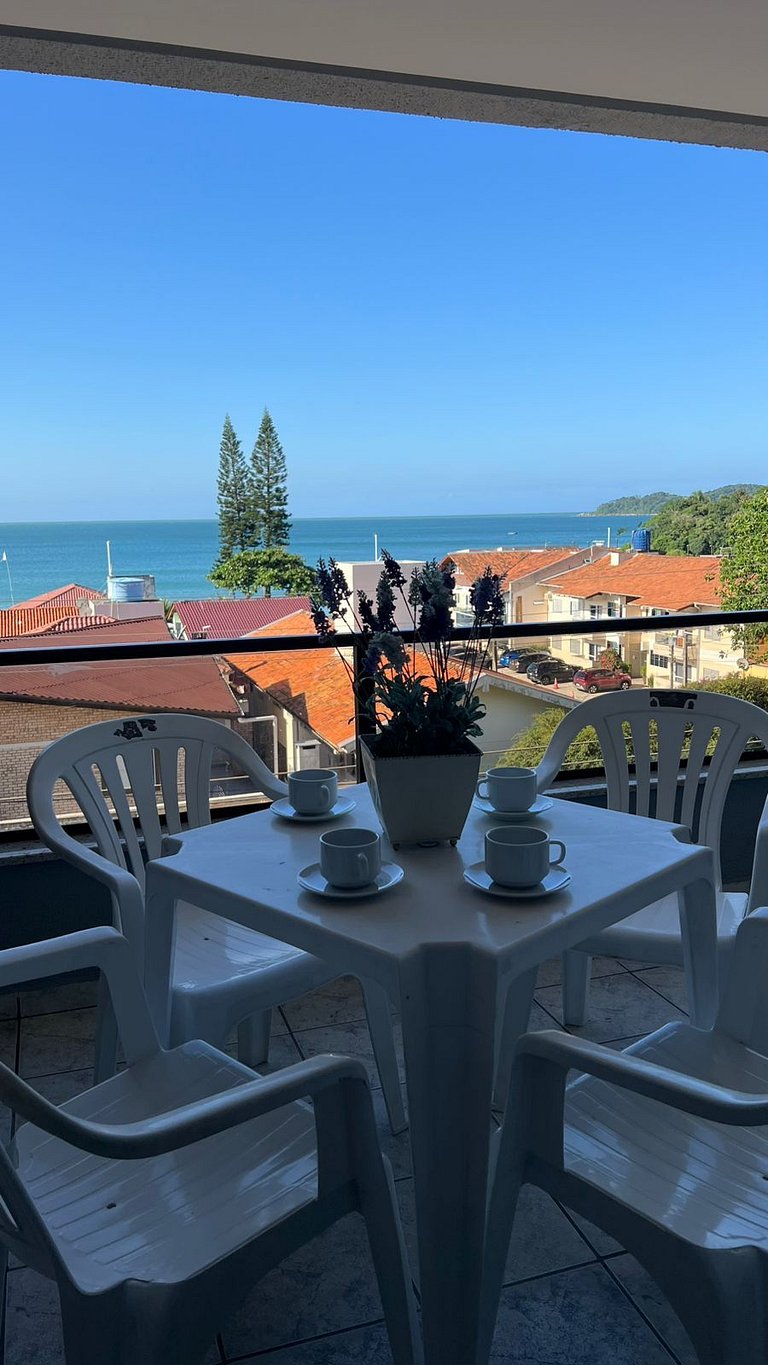Apto Vista para Mar - 5 pessoas - Bombas