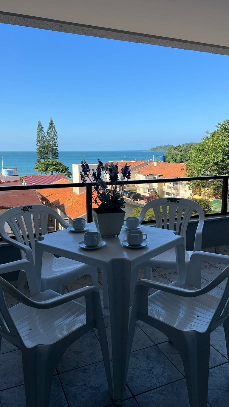 Apto Vista para Mar - 5 pessoas - Bombas