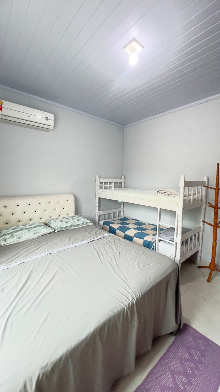 Casa para até 10 pessoas com conforto e lazer