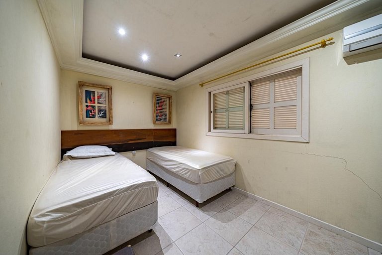 Casa Vista Panorâmica - 10 pessoas - Bombinhas