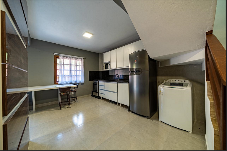 Bombas Apt (6people) 350m to beach w/ BBQ