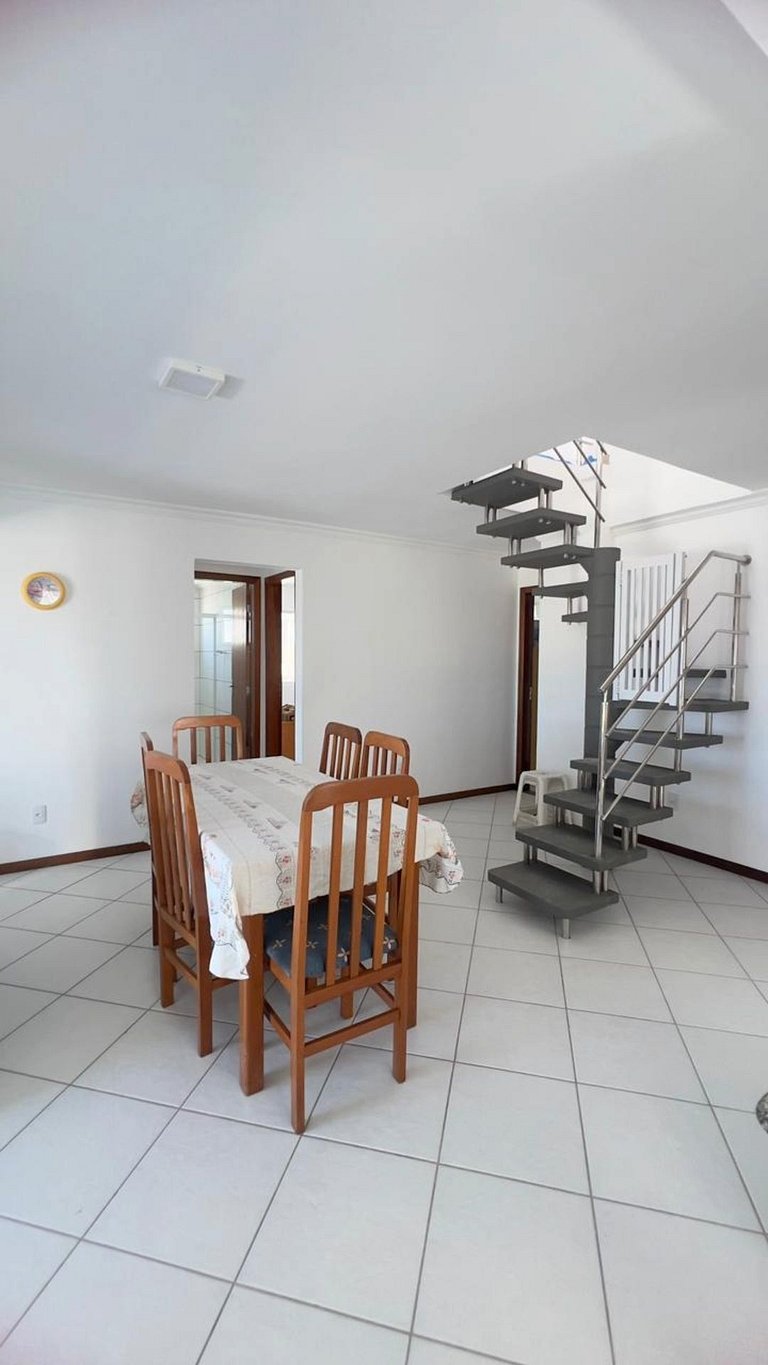 Ocean View Penthouse | Bombas | Sleeps 8 | 80m Sea
