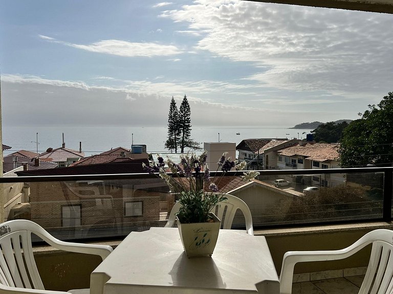 Residencial Pathernoon | 80 metros do mar de Bombas